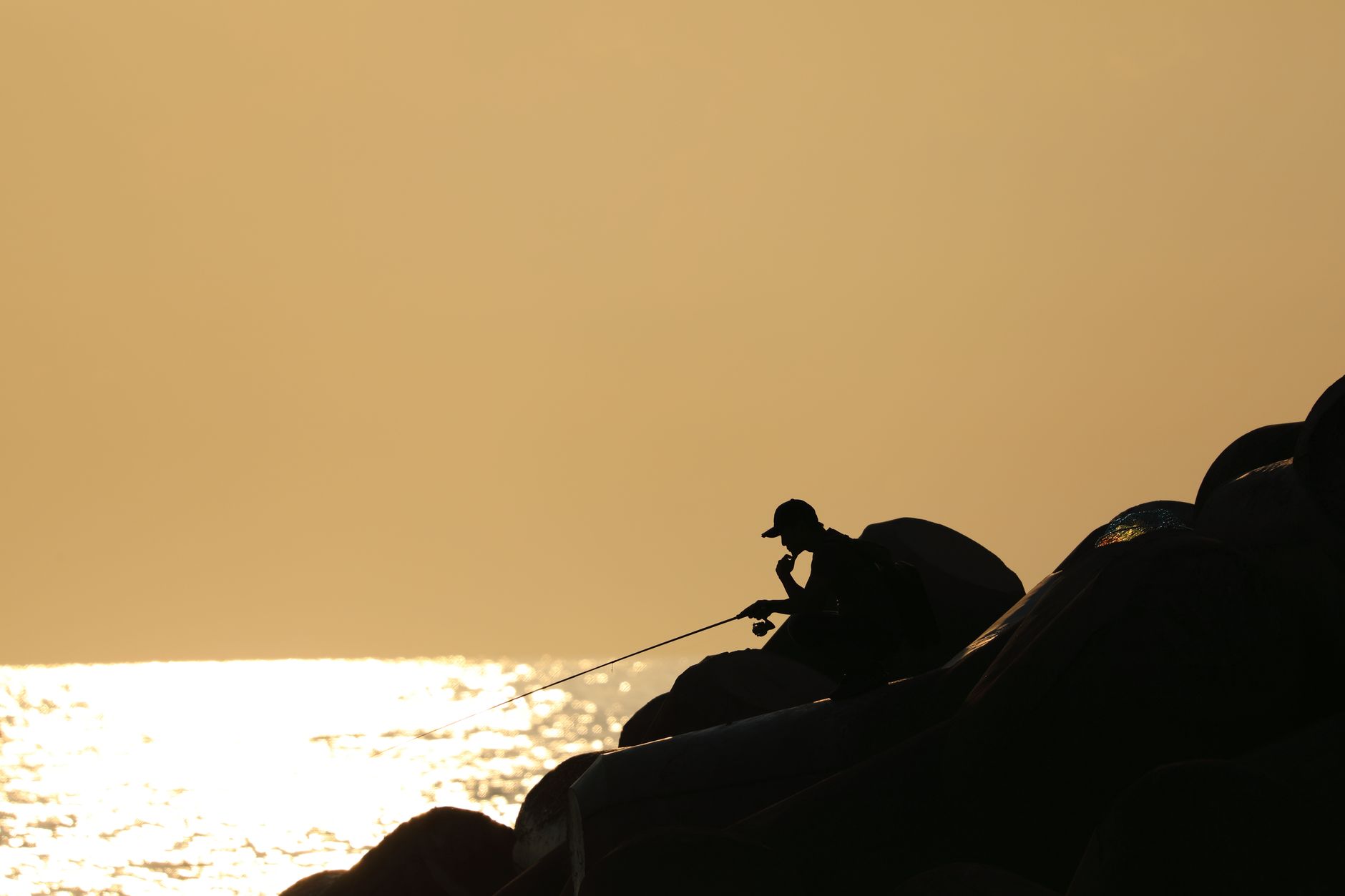 興達港夕陽釣魚
